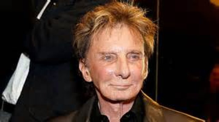 Barry Manilow parents: Harold Pincus, Edna Manilow 1 Did Barry Manilow break his nose