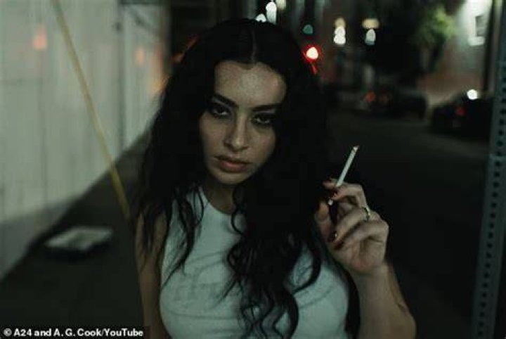 Does Kylie Jenner smoke?