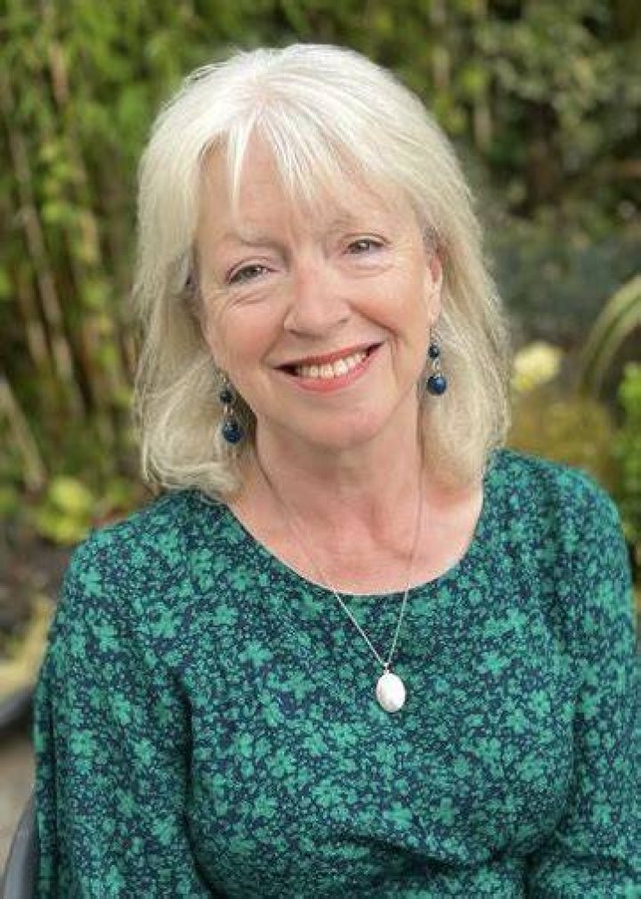 Dr. Anne Lyons, DO – Chicago, IL