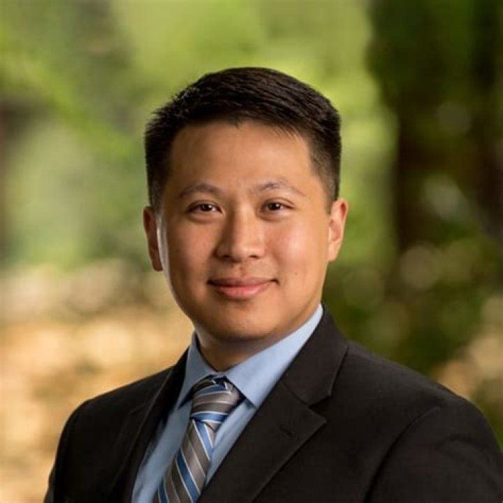 Dr. Matthew Chin, MD – Mountain View, CA