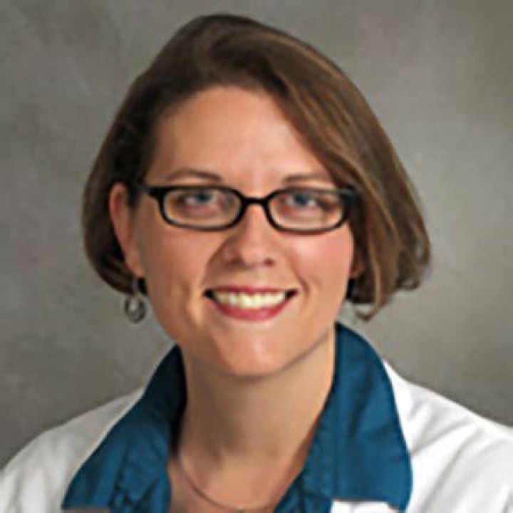 Dr. Paula Denoya, MD – Smithtown, NY
