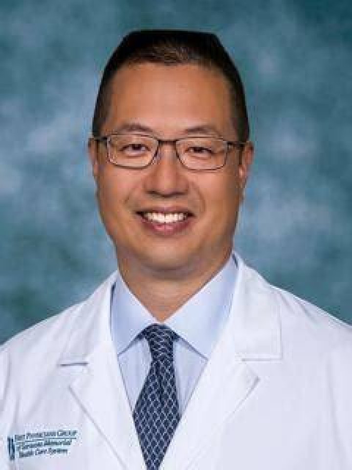 Dr. Ramsay Kuo, MD – Sarasota, FL