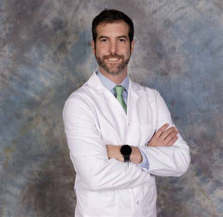 Dr. Victor Long, MD – Riverside, CA