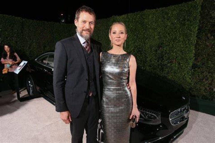 Is James Tupper still married?