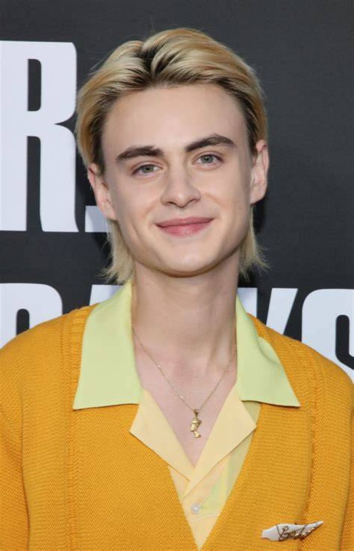 Jaeden Martell parents: Meet Angela Martell, Wes Lieberher 1 Jaeden