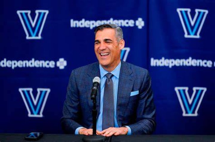 Collin Wright: Who is Jay Wright's son? Age, school, dating, basketball, Instagram 1 Jay Wright