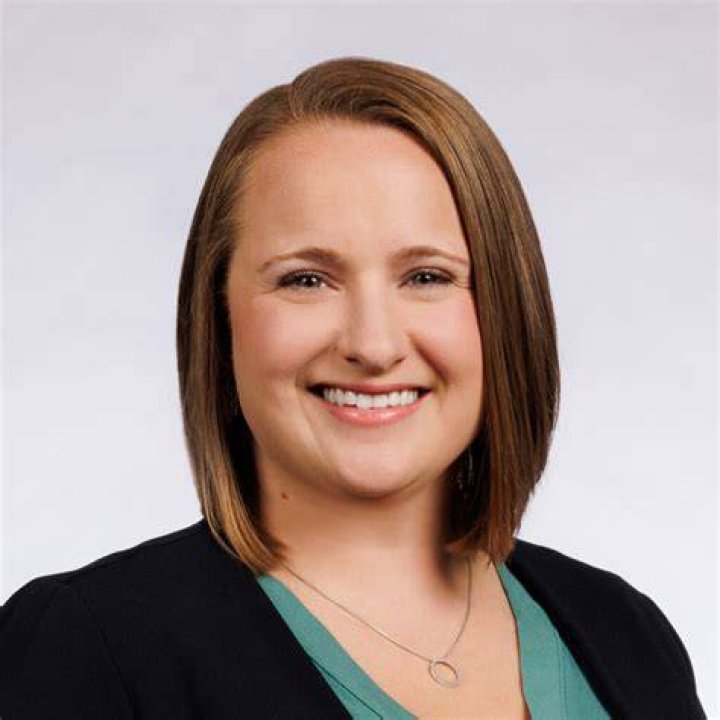 Stephanie Cox – Ashford, AL