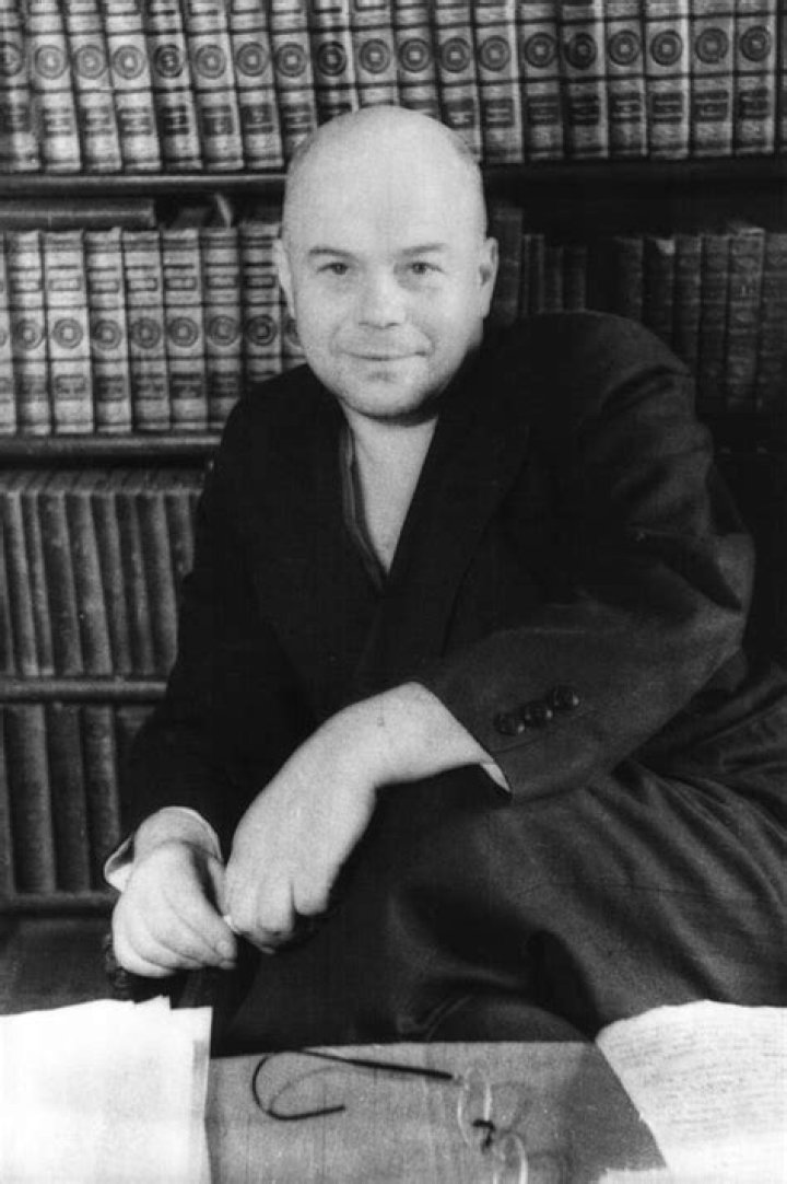 Viktor Shklovsky Viktor Shklovsky