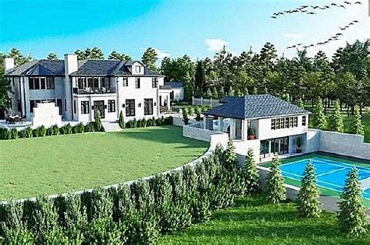 Where does Cardi B live?