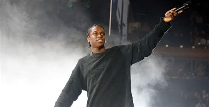 Why has Daniel Caesar been Cancelled?